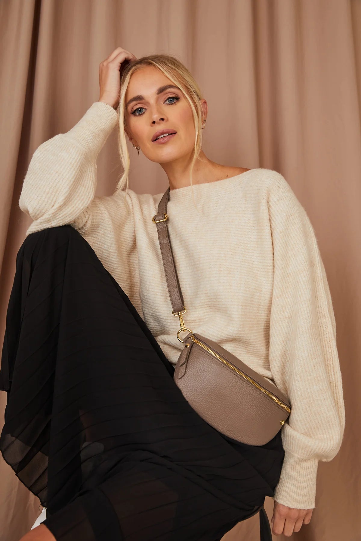 Elie Beaumont Sling Bag - Mink Grey