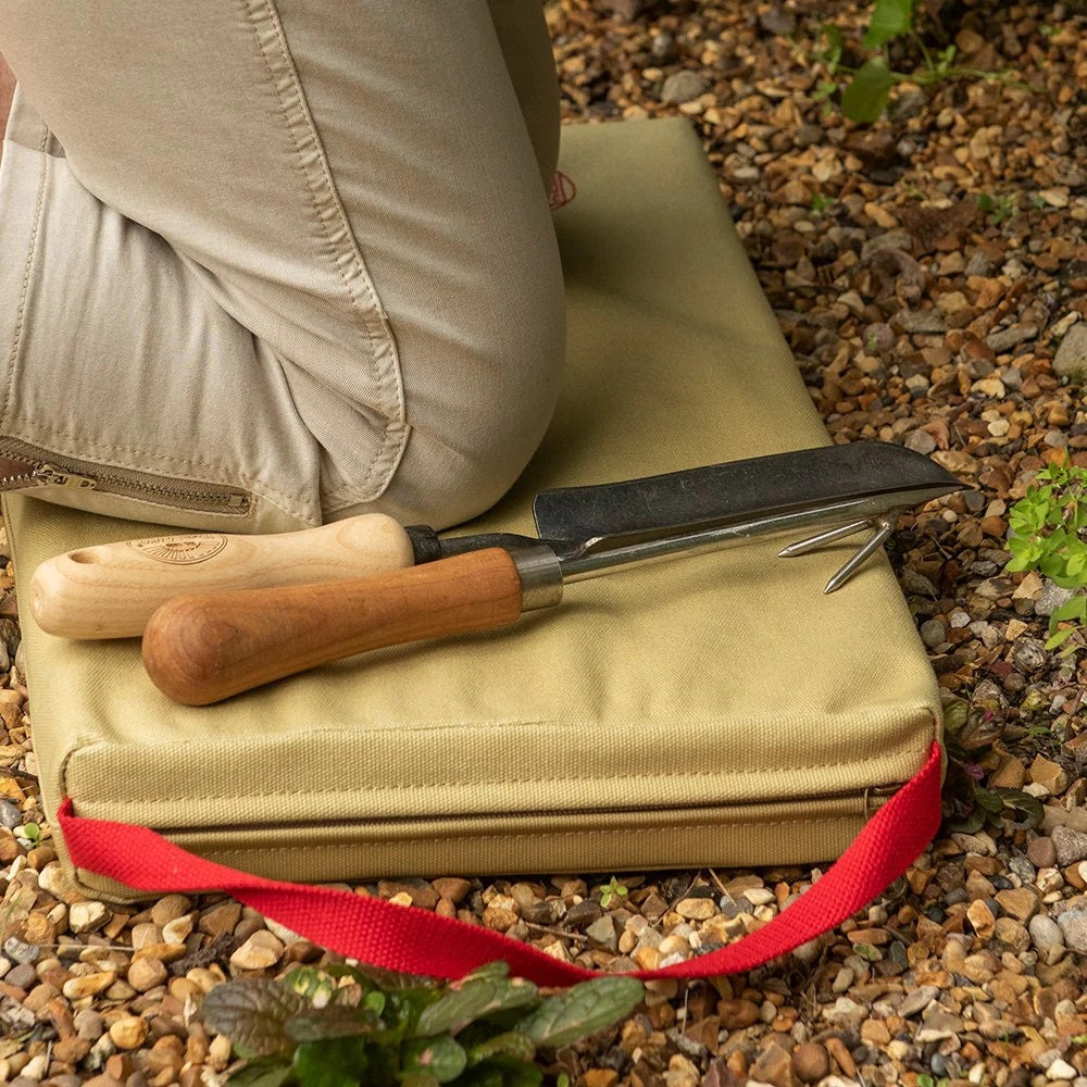 Niwaki Kneeler