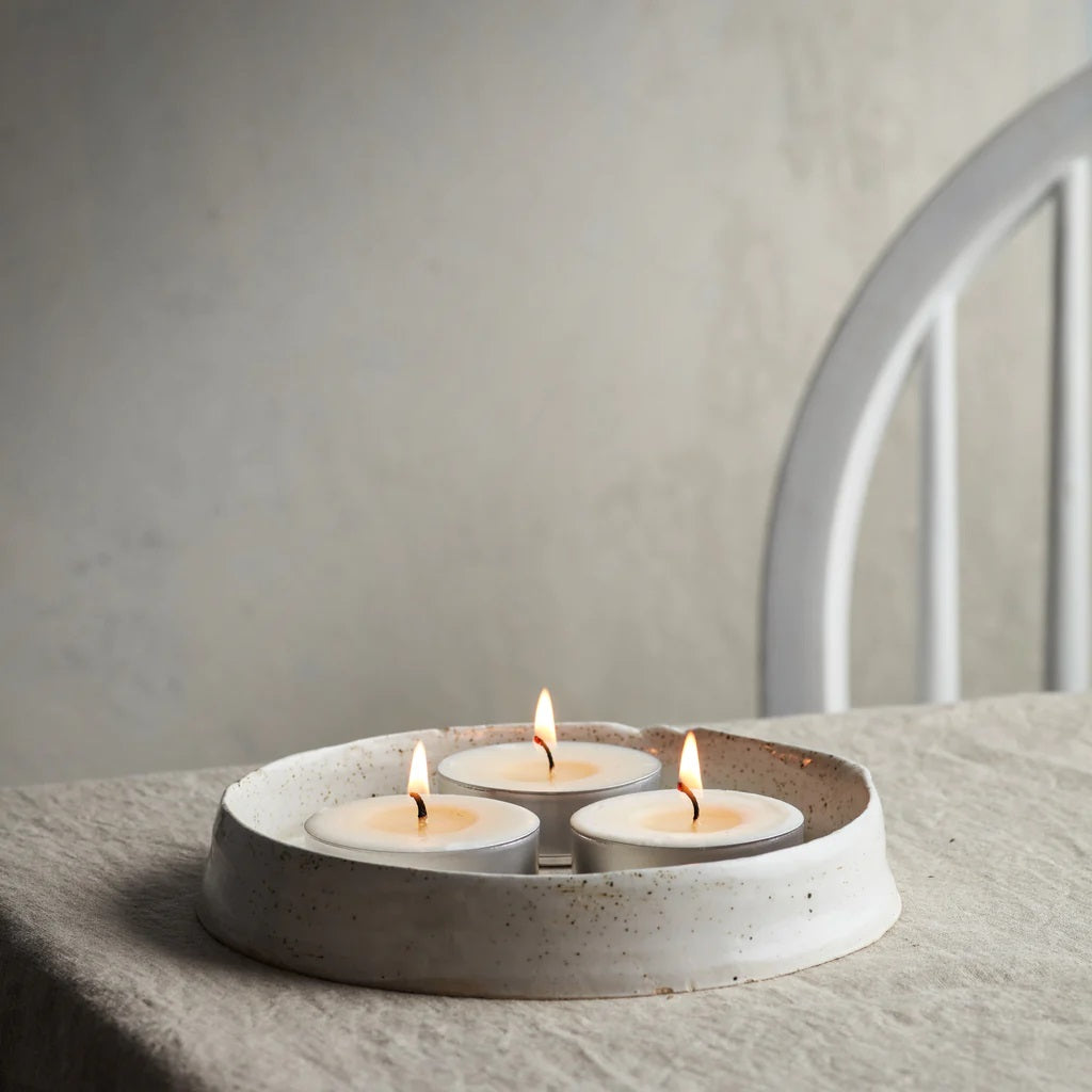 Sandlewood and Cedar Lomorna Maxi Tealights